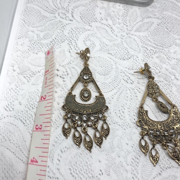 Antiqued brass dangle drop boho long dressy statement earrings makers mark. - Picture 5 of 5